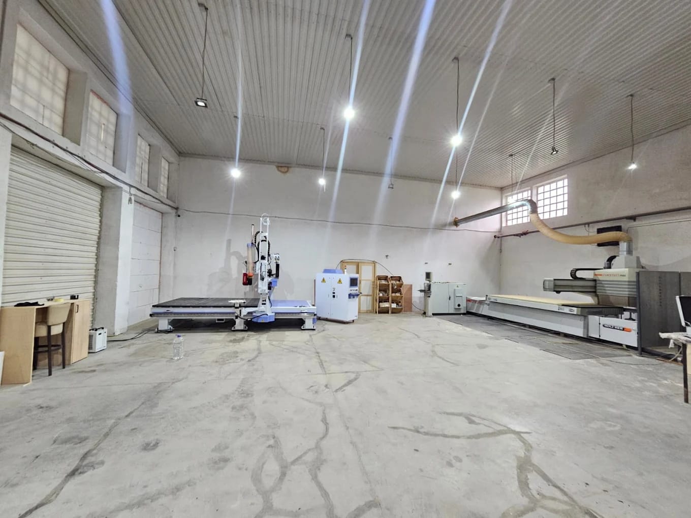 The EL Company workshop in Visoko, with both CNC machines
